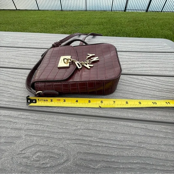 DKNY Rasberry "Cleo NS Phone" embossed Charm Clasp Small crossbody purse - Picture 9 of 14